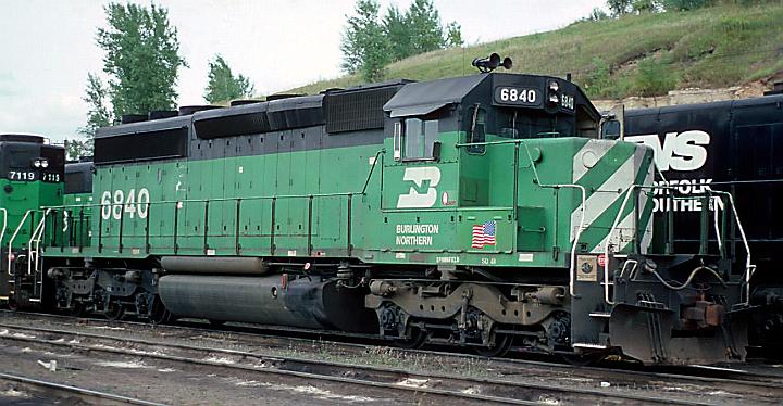 BN 6840 - SD40-2.jpg